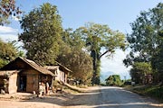 The road from Yin Mar Bin to Kalaw